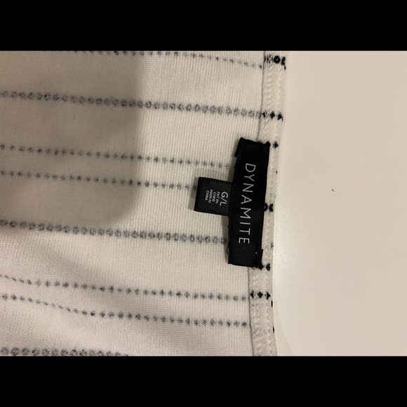 Flattering blouse! - Picture 3 of 3